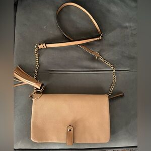 Tan Crossbody Bag - adjustable strap w pockets in bag